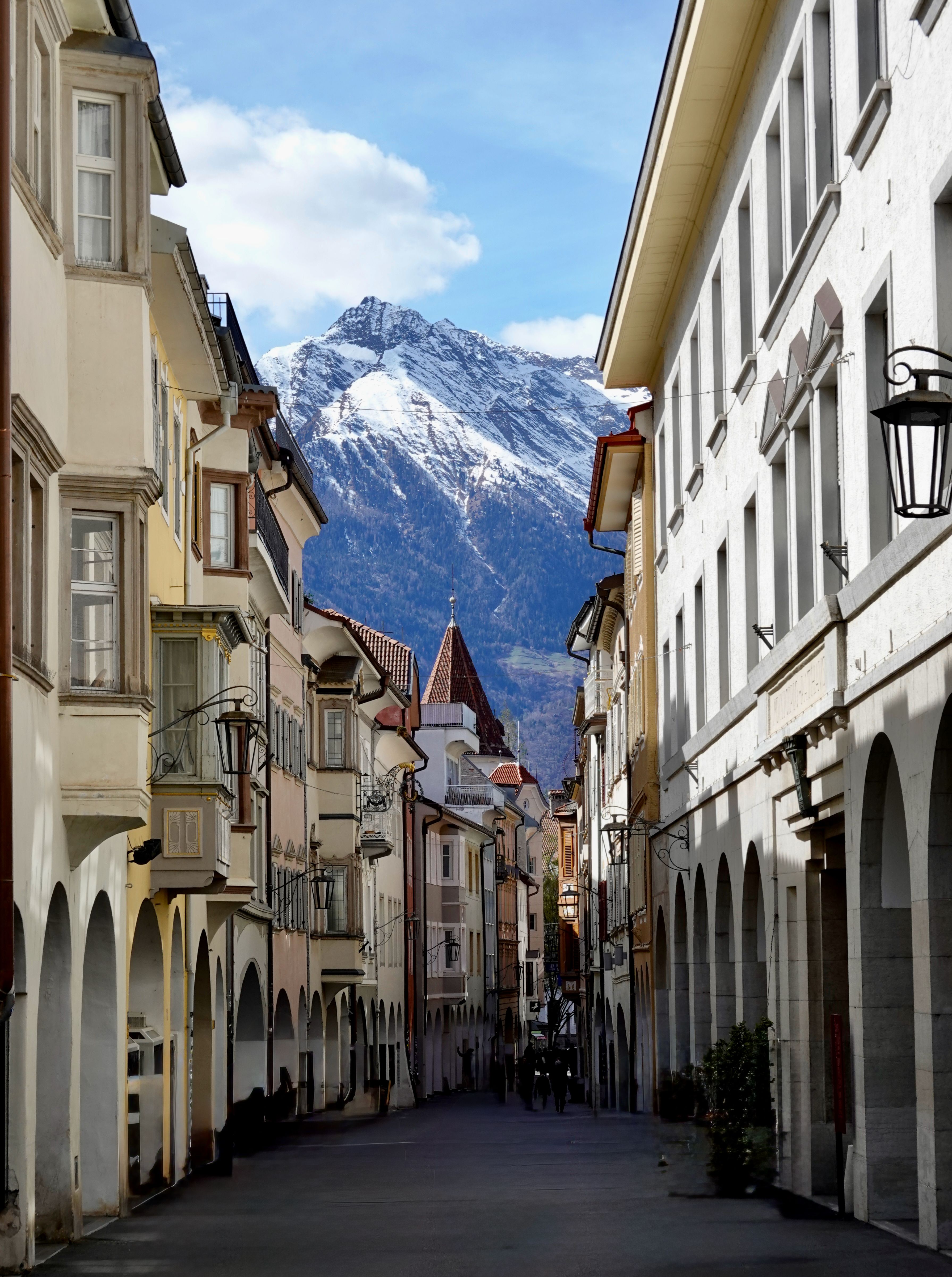 Cover 10 for "Meran"